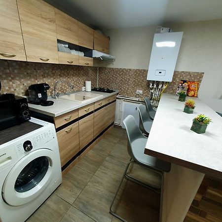 Apartament Lupeni Lupeni  エクステリア 写真