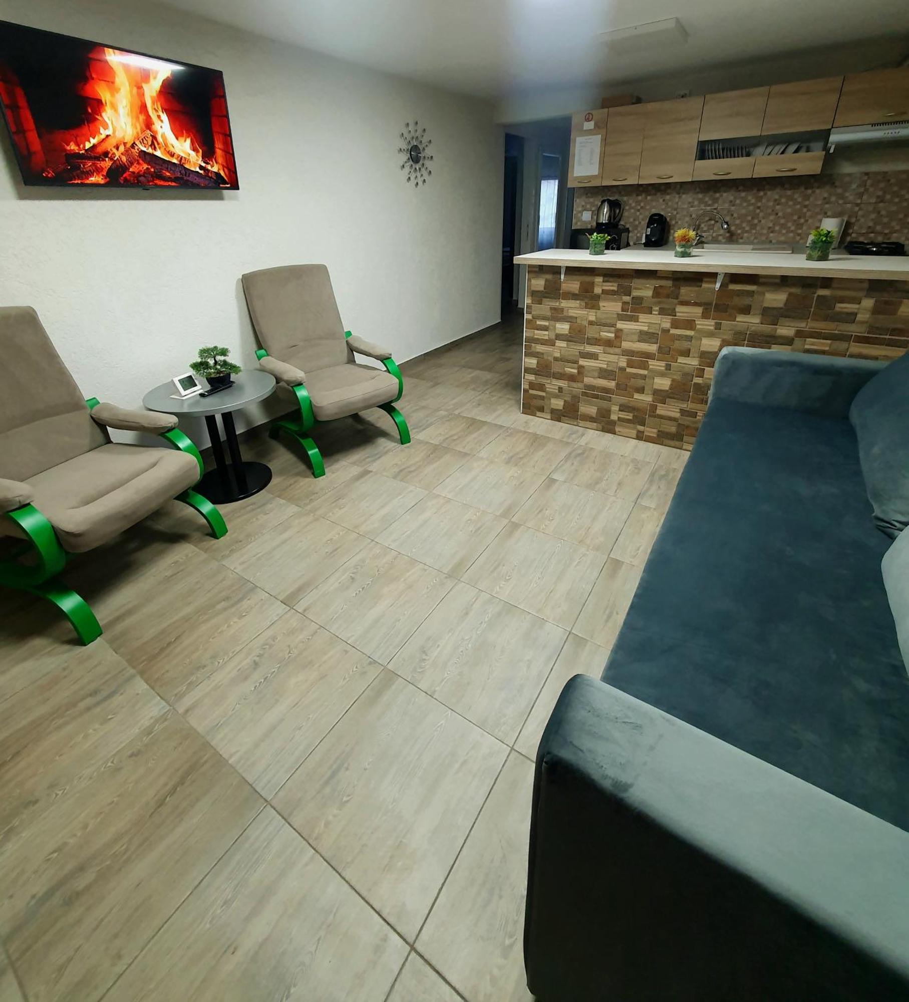 Apartament Lupeni Lupeni  エクステリア 写真